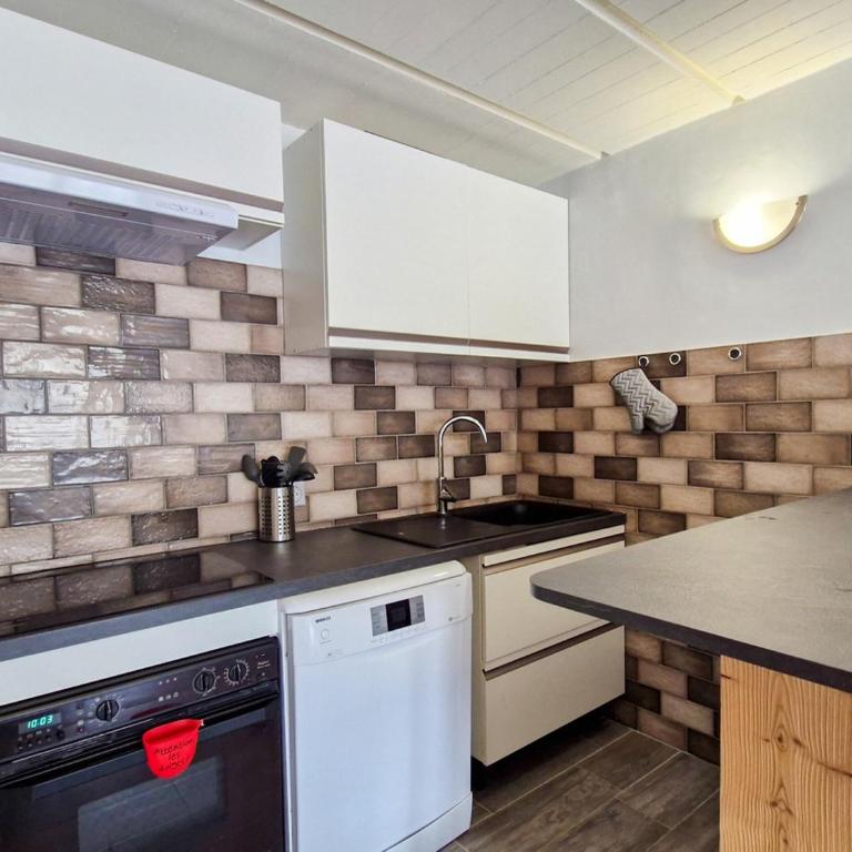 Appartement Confortable, Proche Pistes & Commerces, Balcon - Appartement 1 Chambre - 4