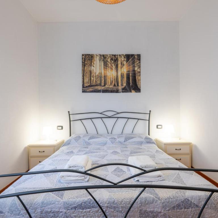 GuestHost - Blu&Yellow Apartment in Parma Station - One-Bedroom Apartment - 13