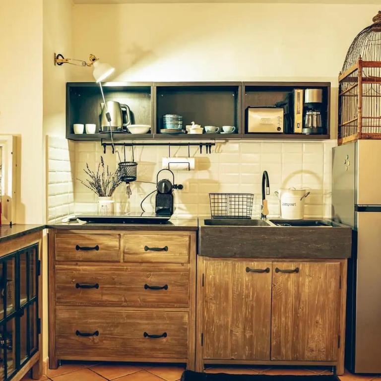 The Little House in Napoli - One-Bedroom House - 9