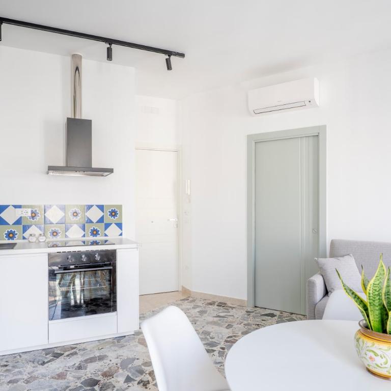 Eos Serenity Suites - Appartamento con 2 Camere da Letto e Balcone - 23