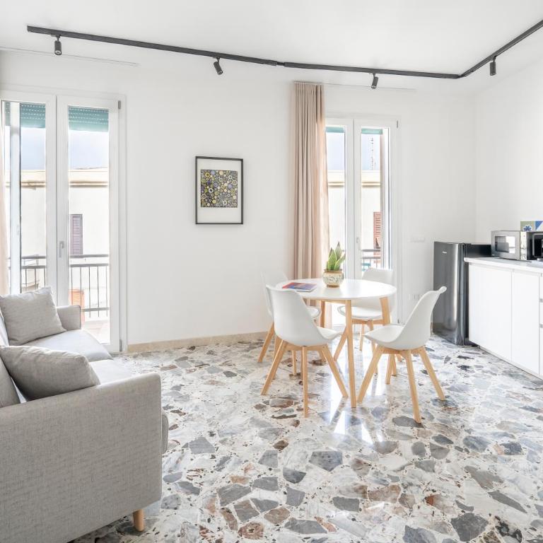 Eos Serenity Suites - Appartamento con 2 Camere da Letto e Balcone - 1