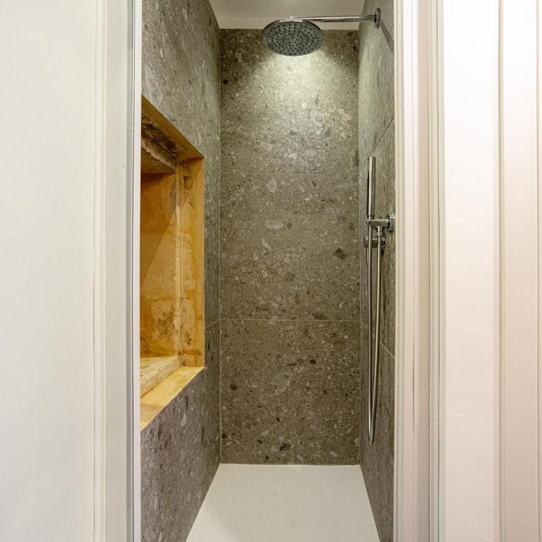 Ad Maiora - Design Rooms - Camera Matrimoniale Standard - 6