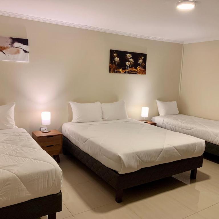 Península Hostel - Habitación Familiar con baño compartido - 4