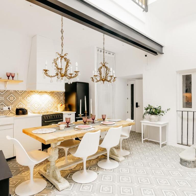 Plaza España 5 Casa con encanto, terraza y vistas - Suite Junior con balcón - 1