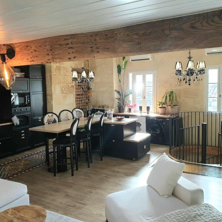 Joli duplex au cœur de Saint Pierre - Appartement 2 Chambres - 11
