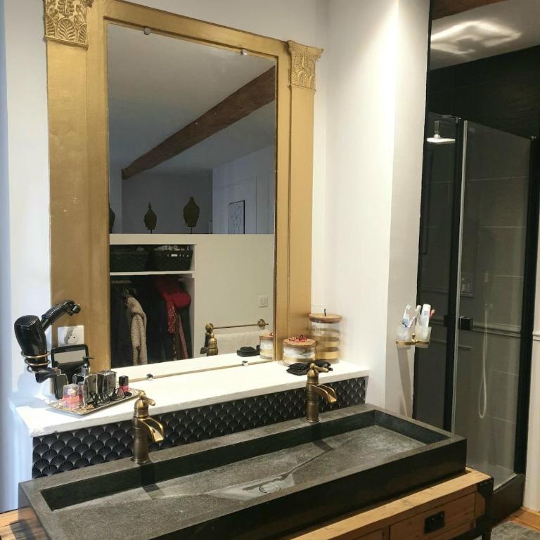 Joli duplex au cœur de Saint Pierre - Appartement 2 Chambres - 13