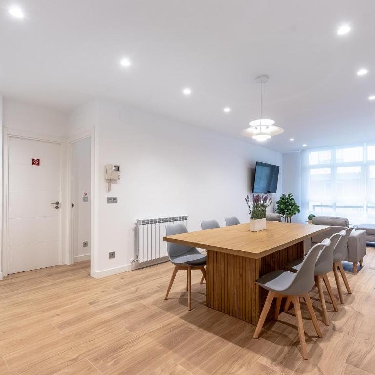 Azkuna Home Apartment - Three-Bedroom Apartment - 3
