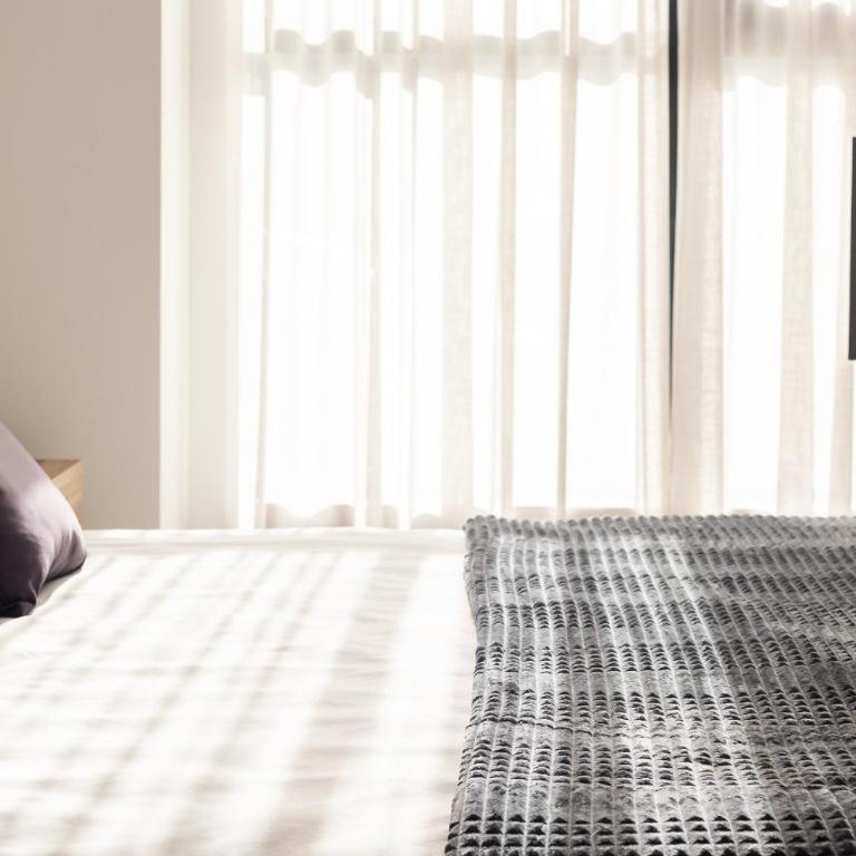 ApartUP Aqua Suites Ciudad de las Artes I - Three-Bedroom Superior Apartment - 34