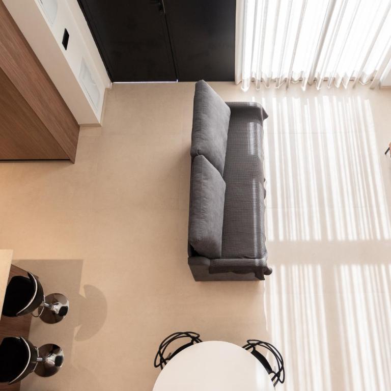 ApartUP Aqua Suites Ciudad de las Artes I - Three-Bedroom Superior Apartment - 58