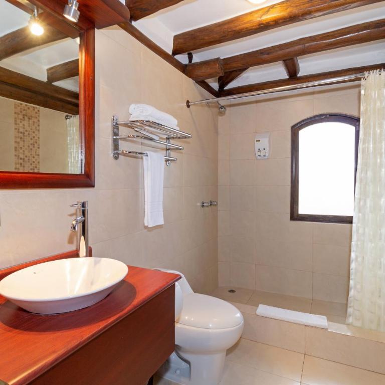 Hotel ILÉ - Habitación Doble con vistas a la montaña - 5