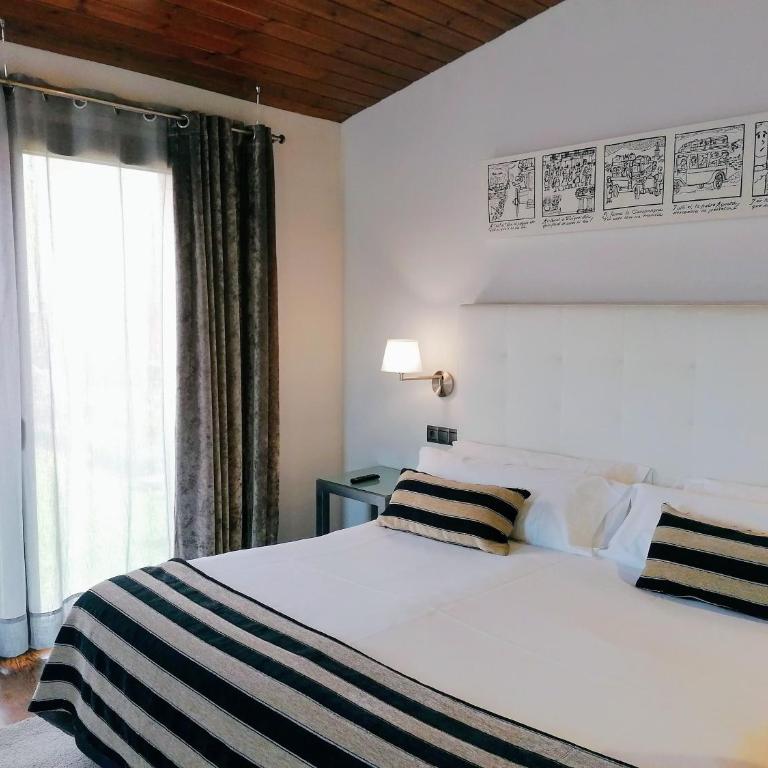 Hotel Villa Paulita - Double or Twin Room with Garden View - 5