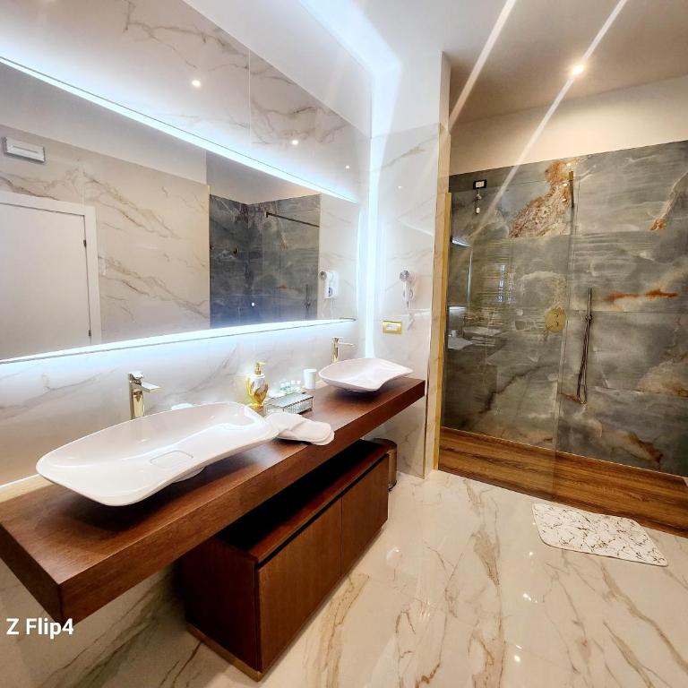 Golden Palace Luxury Guest House - Suite Deluxe - 2