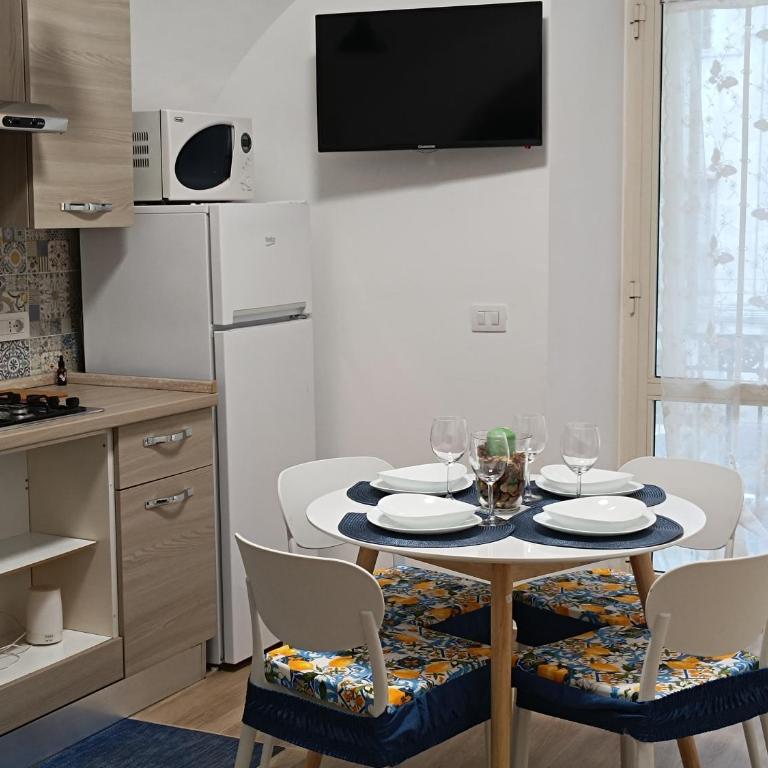 Ortensia Casa Vacanze Napoli - Appartamento Superior con 1 Camera da Letto e Balcone - 20
