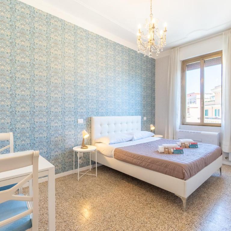 B&B Floret Roma San Giovanni - Camera Matrimoniale con Bagno Privato - 5