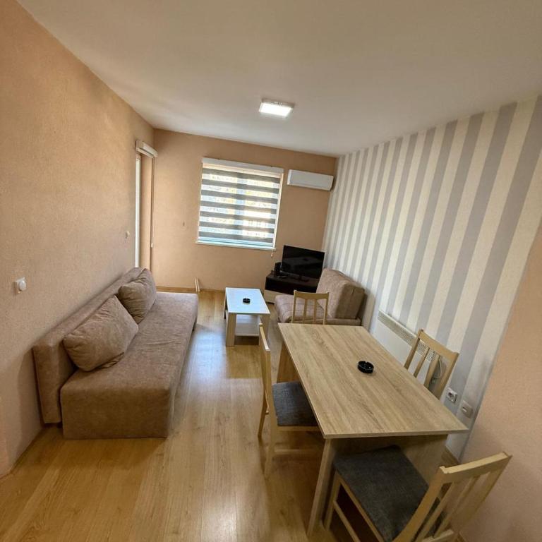 Villa Jelena - One-Bedroom Apartment with Terrace - 1