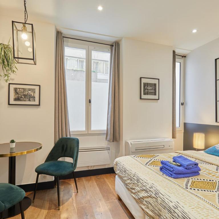 Rent a Room apartments - Alma - Studio Lit Queen-Size - 2