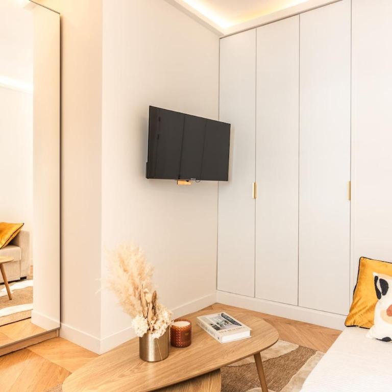 Appartement Raffiné avec Jacuzzi et AC - 6P - Appartement 2 Chambres - 10