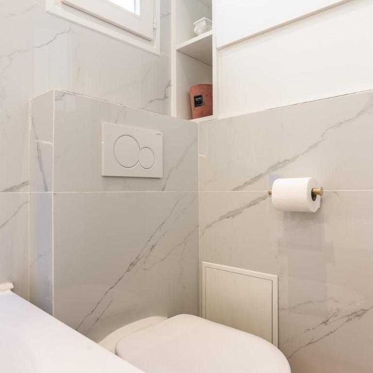 Appartement Raffiné avec Jacuzzi et AC - 6P - Appartement 2 Chambres - 14