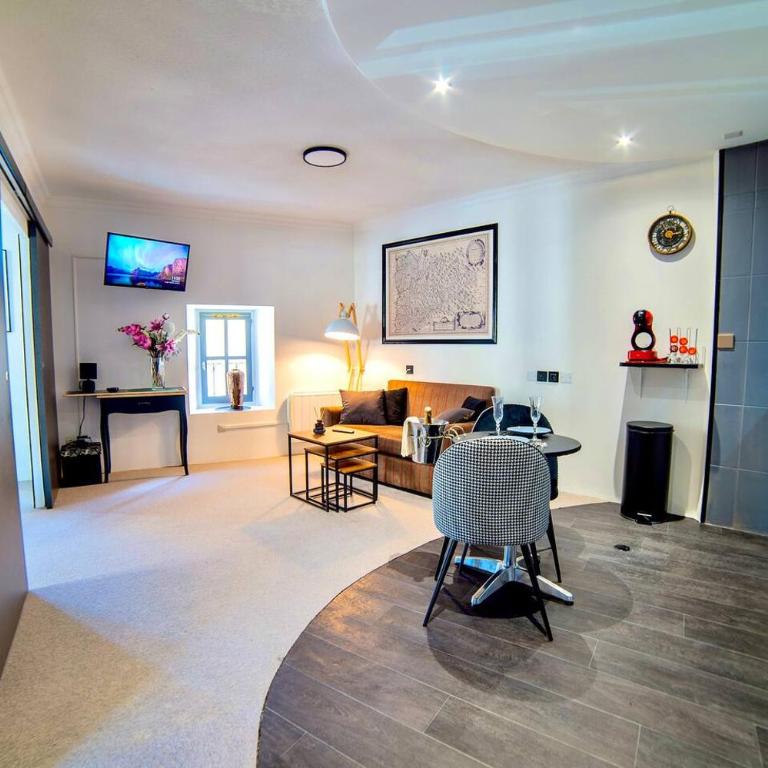 Appart'Hotel Premium Le Roitelet - Parking Privé & Entrée Autonome - Appartement Supérieur - 3