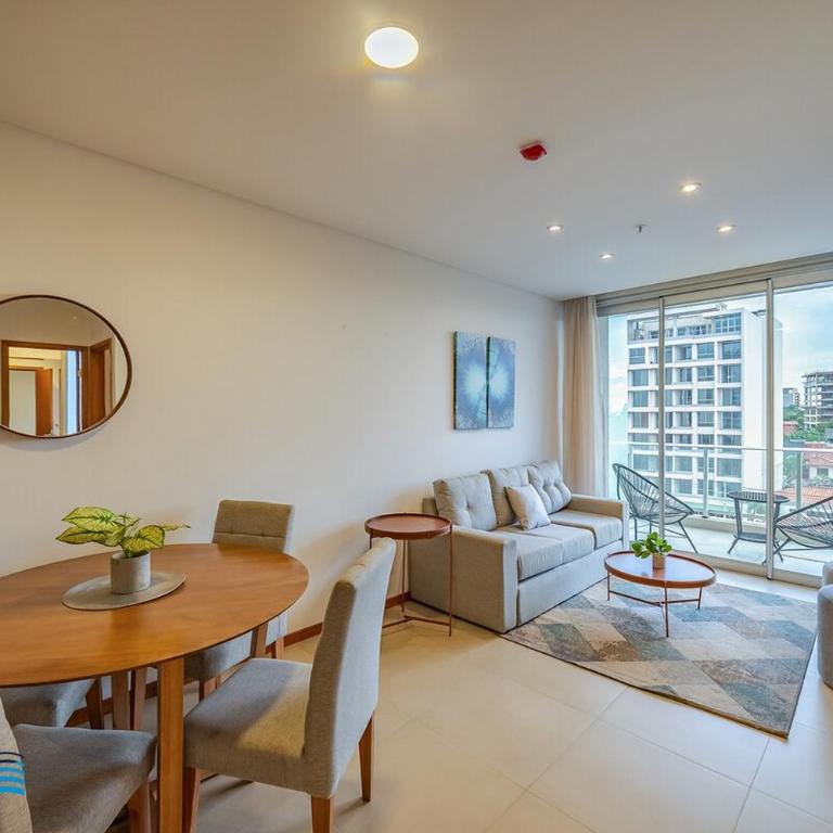 505 Emerald Brand new and 50 meters from Shopping del Sol! - One-Bedroom Apartment - 19