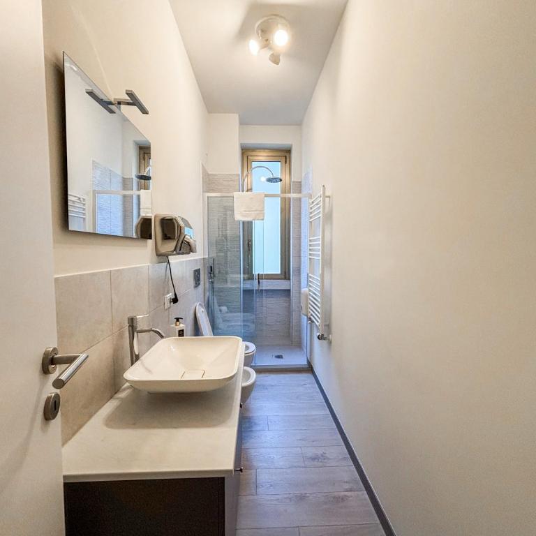 Appartamenti nel CUORE di via Tortona - Appartamento Deluxe con 1 Camera da Letto e Vista Città - 16
