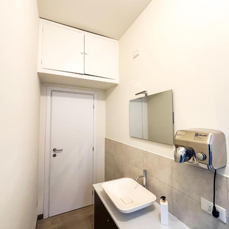 Appartamenti nel CUORE di via Tortona - Appartamento Deluxe con 1 Camera da Letto e Vista Città - 18