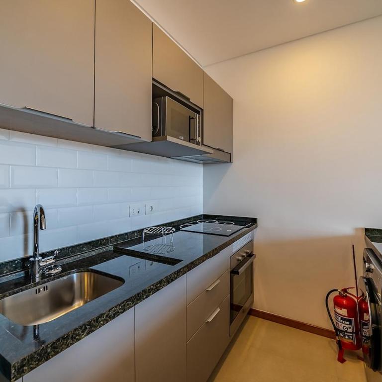 506 Emerald Steps away from Shopping del Sol! High Speed WiFi - Apartamento de 1 dormitorio - 21