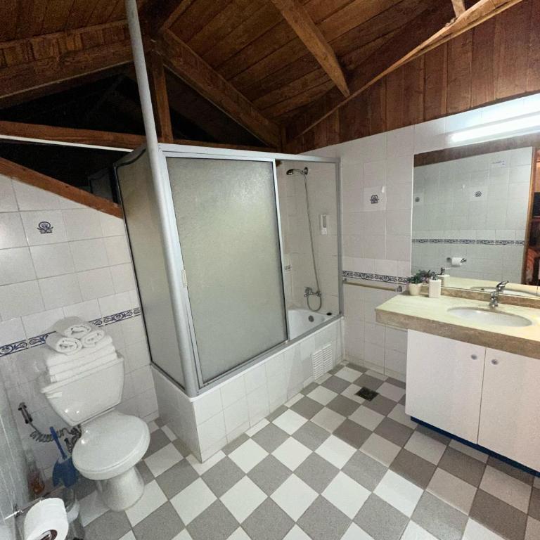 Hotel los maitenes - Habitación Triple con baño privado - 4