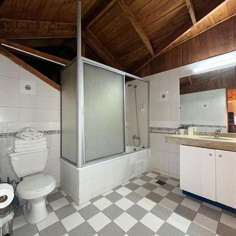 Hotel los maitenes - Habitación Triple con baño privado - 5