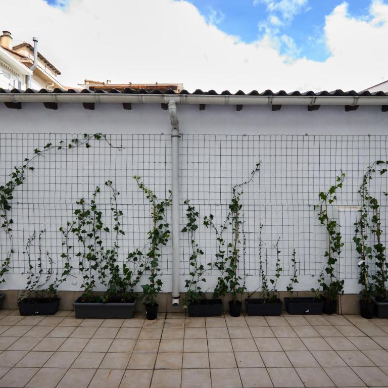 Exclusivo Apartamento en el alma de Pamplona - Three-Bedroom Apartment - 27