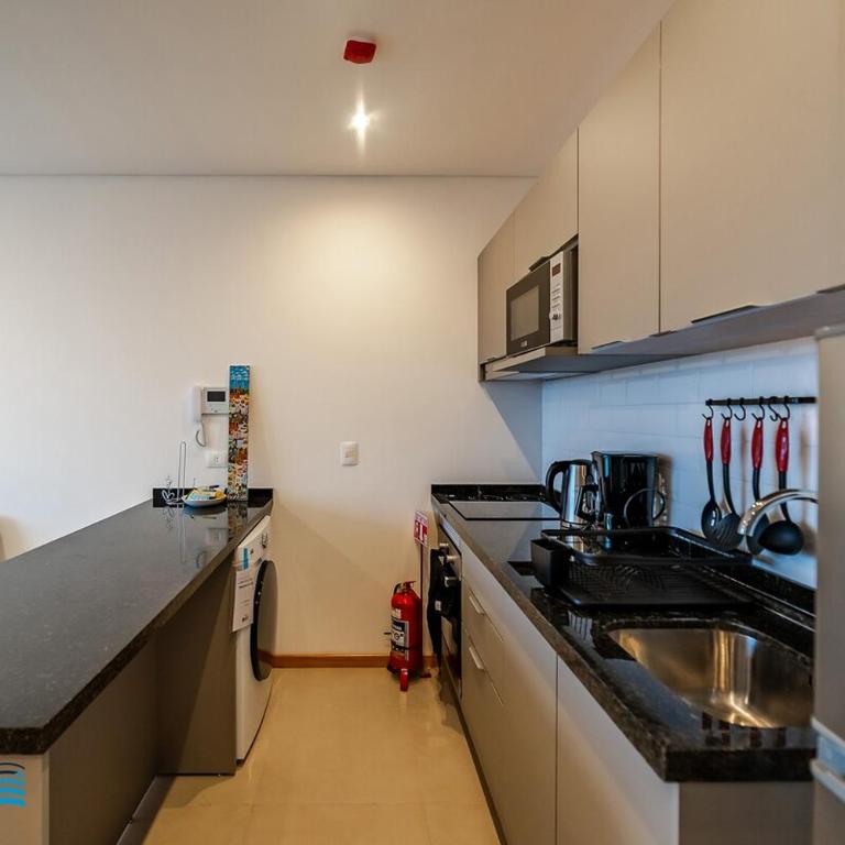 703 Emerald A few meters from Shopping del Sol! Brand new! - Apartamento de 2 dormitorios - 29
