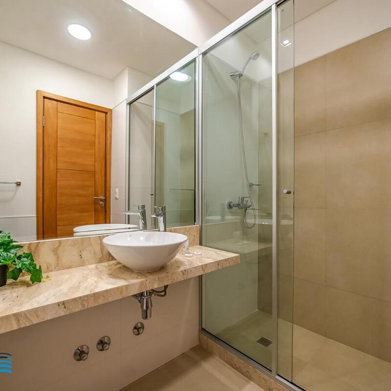 703 Emerald A few meters from Shopping del Sol! Brand new! - Apartamento de 2 dormitorios - 30