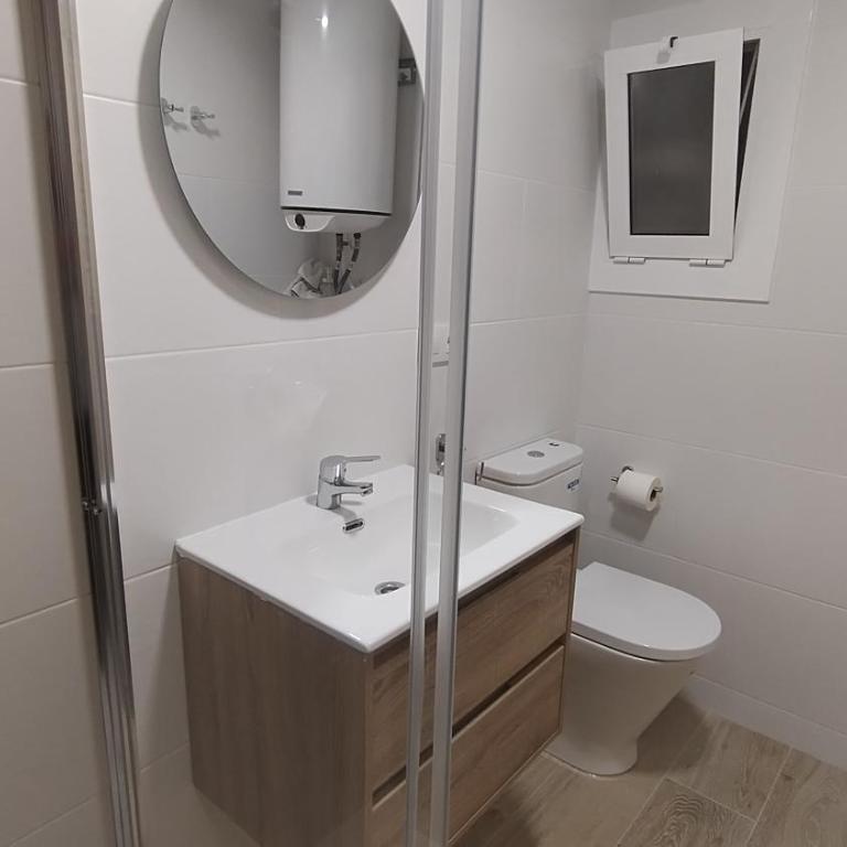 Empuriapparts Abrilmar Renovado - Apartamento de 3 dormitorios - 20
