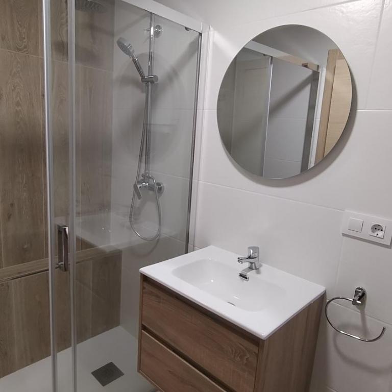 Empuriapparts Abrilmar Renovado - Apartamento de 3 dormitorios - 19