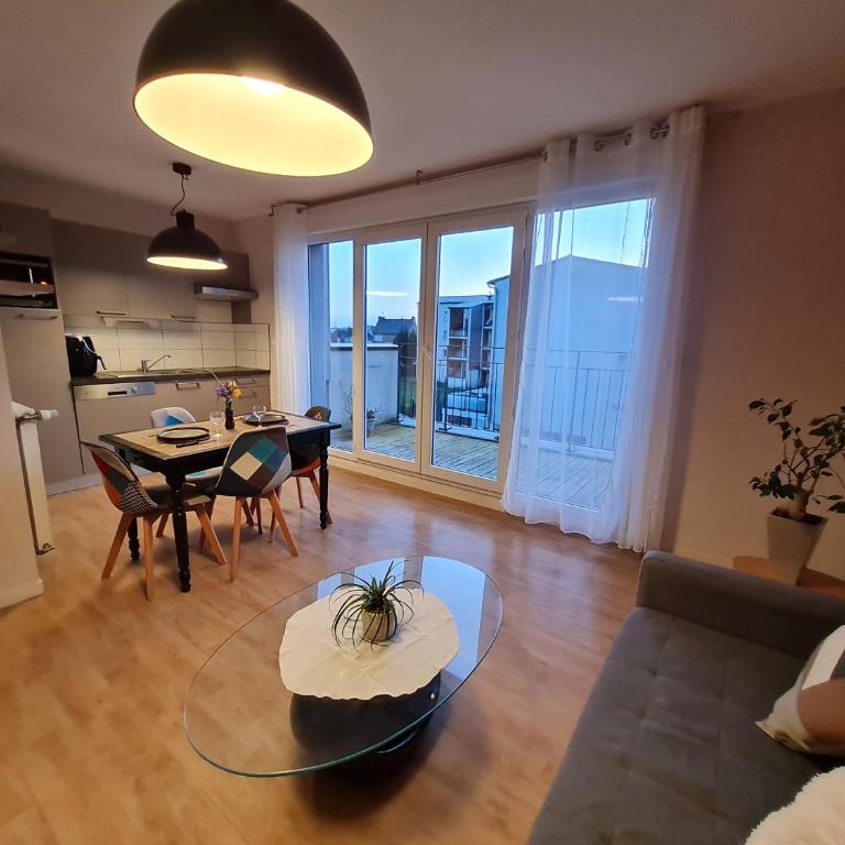 Appartement avec terrasse proche plage Sillon - One-Bedroom Apartment - 4