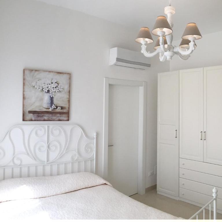 Dimora Del Sorriso - One-Bedroom House - 4