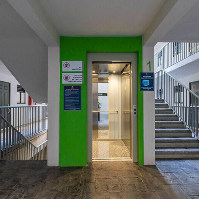 Alojamiento céntrico cerca de H. Civil, CUCS, IMSS - Apartamento - 57