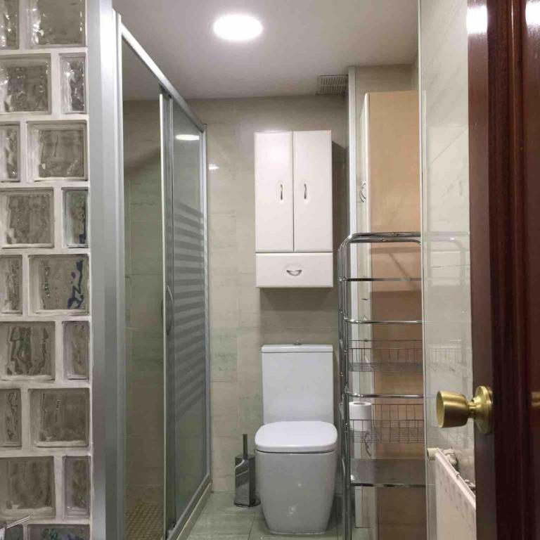 Apartment in Pontevedra's downtown Beach and Golf - Three-Bedroom Apartment - 2