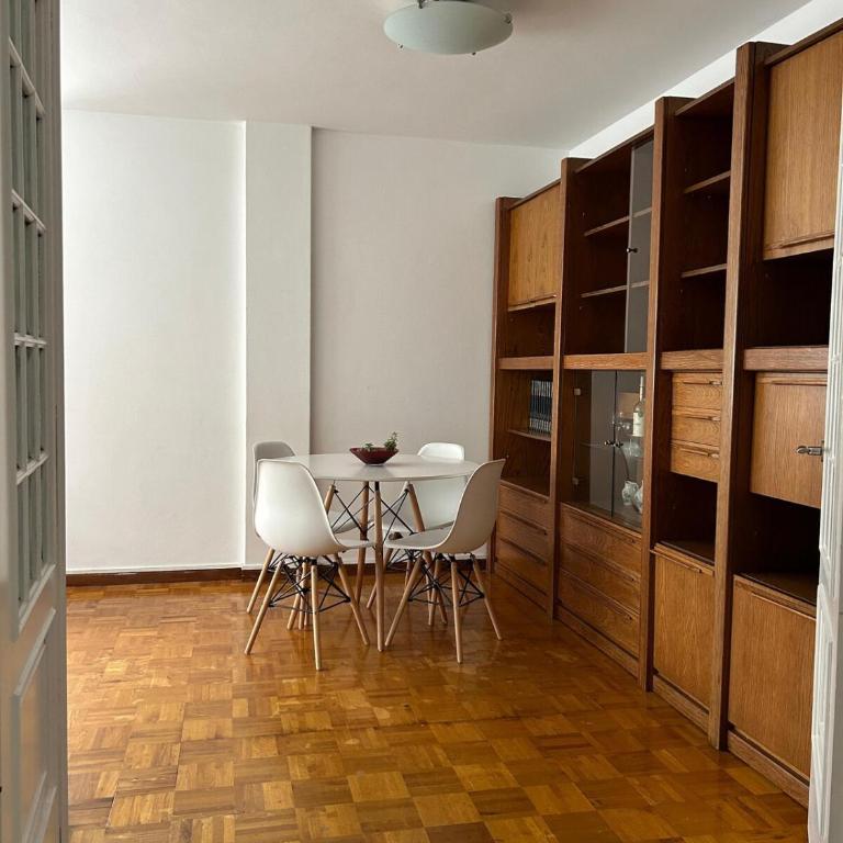 Apartment in Pontevedra's downtown Beach and Golf - Three-Bedroom Apartment - 12