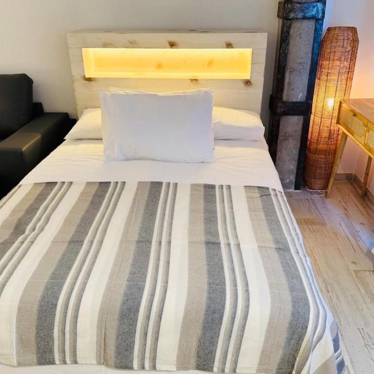 AlquilaEasy San Francisco Superior - Tu paraíso en Torremolinos - Estudio Deluxe - 13