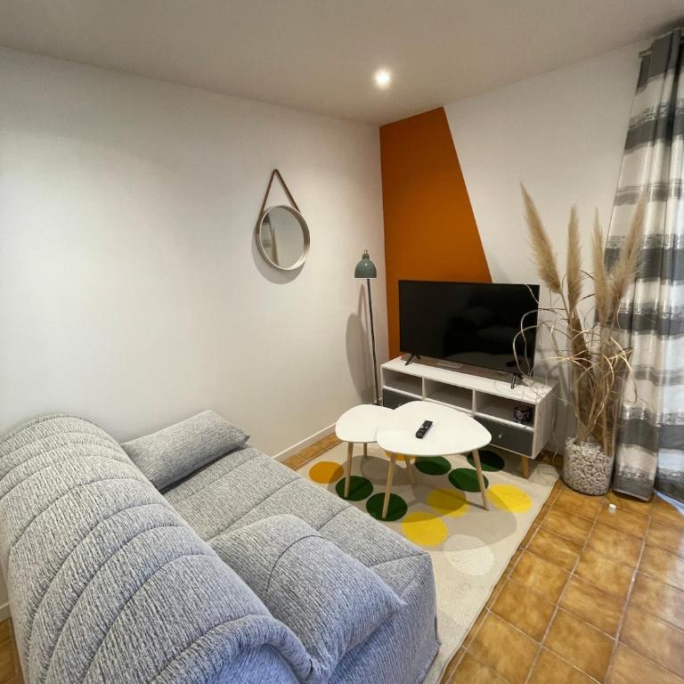 Studio indépendant Boulouris - One-Bedroom Apartment - 1