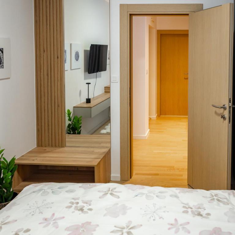Deluxe apartment Amila - Two-Bedroom Apartment - 46