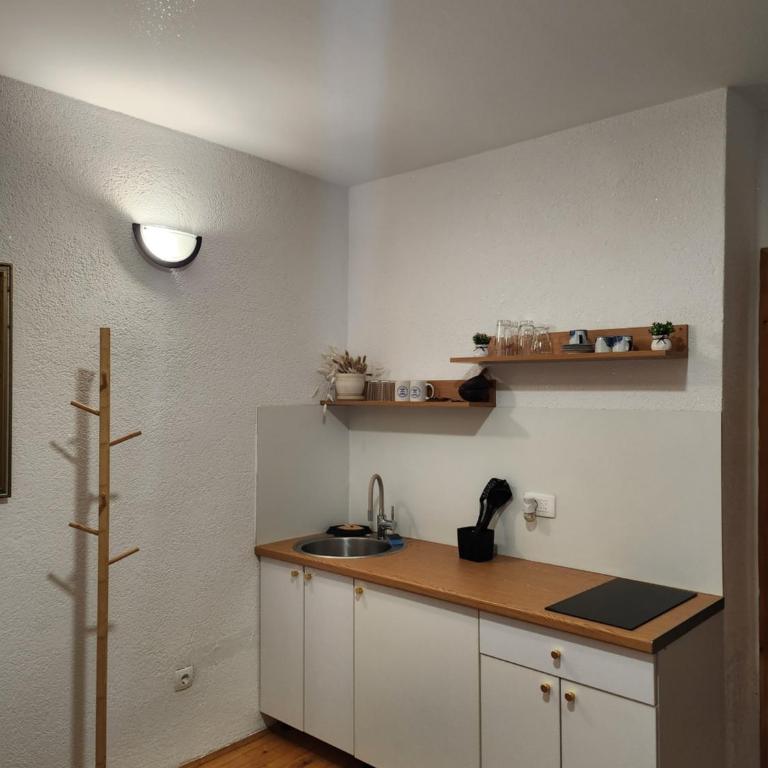 Apartmani Guma Mostar - Triple Room with Private Bathroom - 7