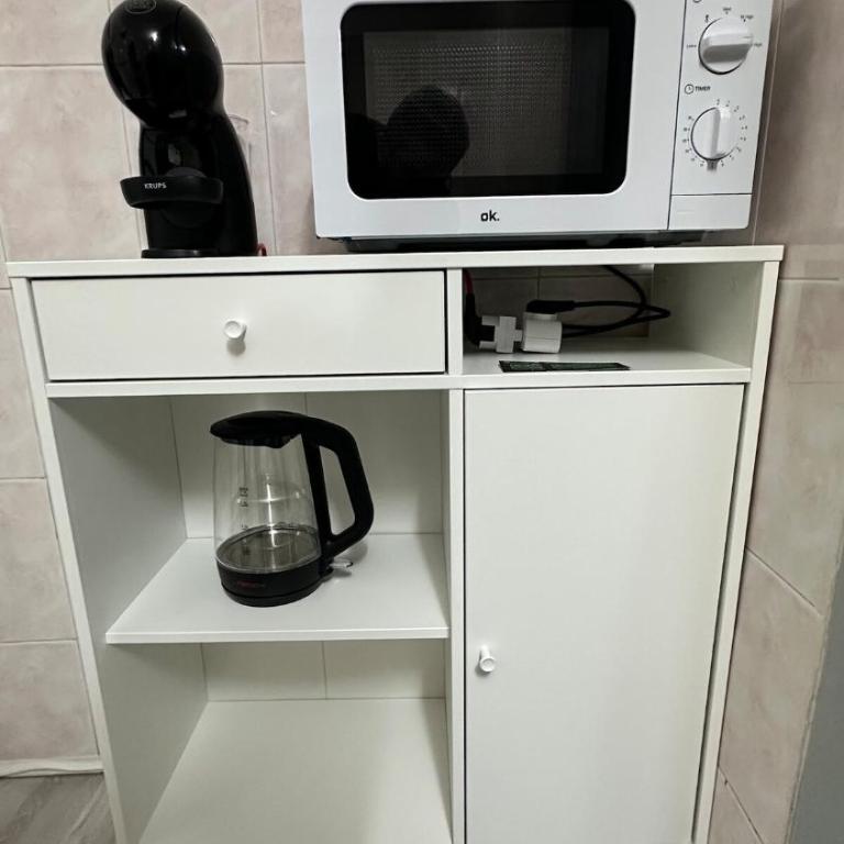 Nicholas Home - One-Bedroom Apartment - 11