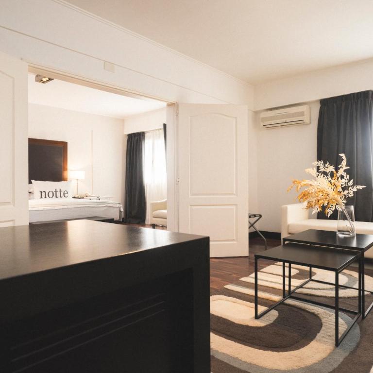Hotel Tolosa - Habitación Deluxe Executive (2 adultos + 1 niño) - 7