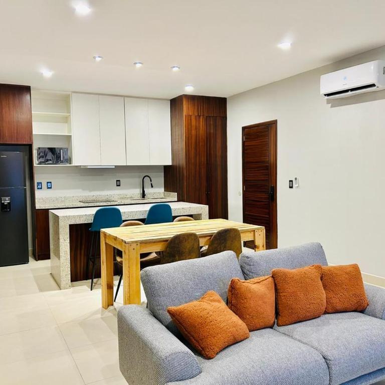 Departamento cerca del malecón y estadio venados - Two-Bedroom Apartment - 21