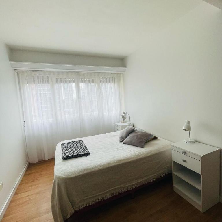 Amplio Monoambiente - Plaza España - One-Bedroom Apartment - 12