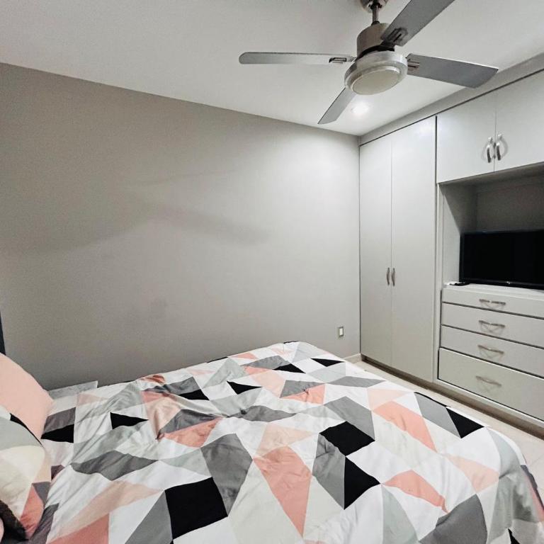a pie de playa con vista al mar by G P S rentas - One-Bedroom Apartment - 12