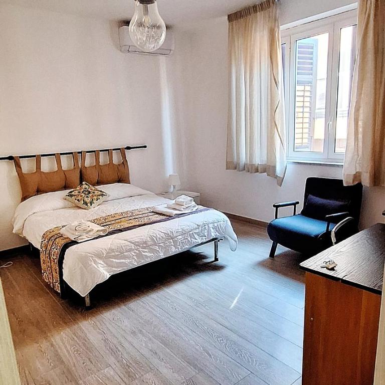 A casa di Giulia - Camera Deluxe (2 Adulti + 1 Bambino) - 1