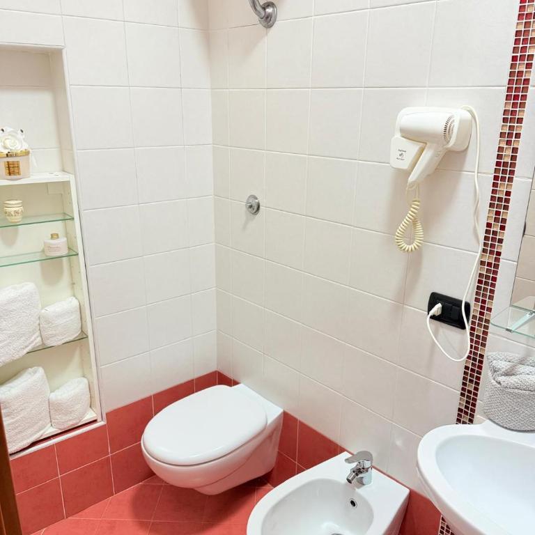 House Montesanto 21 - Appartamento con 2 Camere da Letto - 28